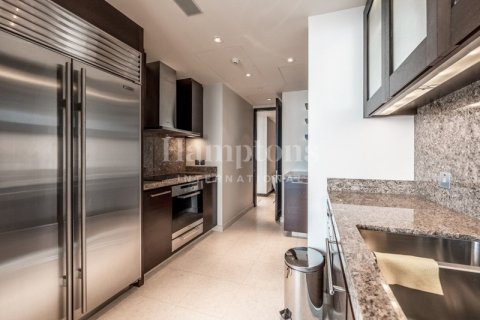 Apartment sa Burj Khalifa, Dubai, UAE 2 silid-tulugan, 177.35182700 sq.m. № 715753 - larawan 7