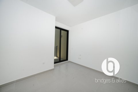 Villa te huur in Dubai Hills Estate, Dubai, VAE 3 slaapkamers, 209 vr.m., nr 715749 - foto 9