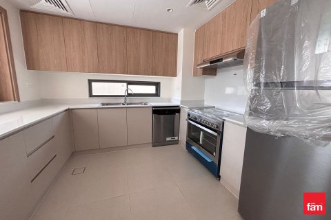 Vila di Dubai, UAE 4 bilik tidur, 338.6 meter persegi № 634608 - foto 2