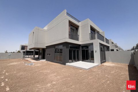 Vila di Dubai, UAE 4 bilik tidur, 338.6 meter persegi № 634608 - foto 1