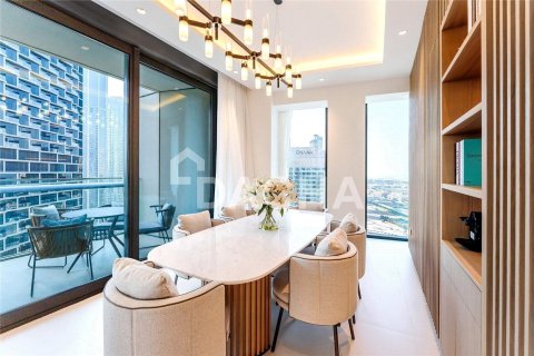 Apartment til salg i Downtown Dubai (Downtown Burj Dubai), Dubai, UAE 3 soveværelser, 169 kvm № 706678 - foto 6