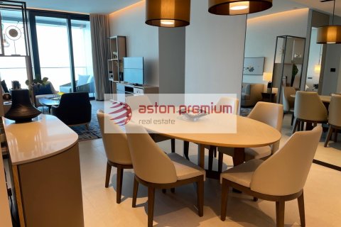 Jumeirah Beach Residence, Dubai, संयुक्त अरब अमीरात में अपार्टमेंट, 2 बेडरूम, 137.2 वर्ग मीटर, संख्या 638934 - फ़ोटो 2