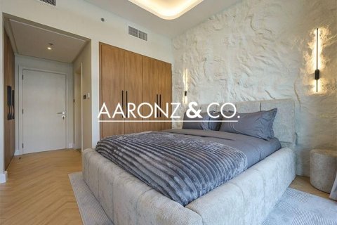 Apartament në Dubai, Emiratet e Bashkuara Arabe 2 dhoma gjumi, 138.1 m2. № 641084 - Foto 2