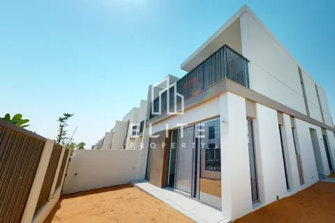 Villa i Tilal Al Ghaf, Dubai, UAE 4 sovrum Nr. 681779