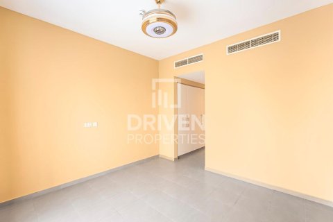 Apartment in Dubai South (Dubai World Central), Dubai, UAE 3 bedrooms, 250.37 sq.m. № 745279 - photo 16