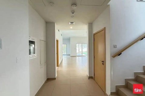 Stadthaus zur Miete in Dubai, VAE 3 Schlafzimmer, 325 m2 Nr. 739544 - Foto 4
