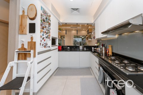 Townhouse til salg i Al Furjan, Dubai, UAE 4 soveværelser, 385.55 kvm № 733190 - foto 2