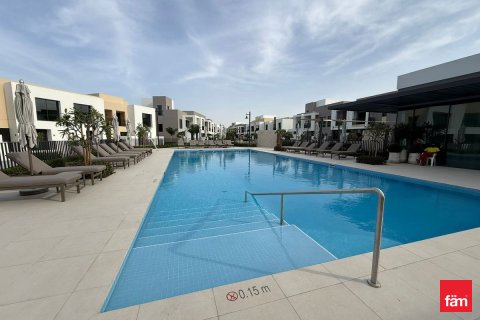 Βίλα σε Dubai, ΗΑΕ 4 υπνοδωμάτια, 147.9 τ.μ. Αρ. 711471 - φωτογραφία 3