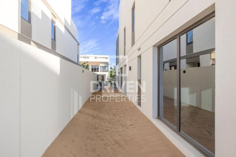 Tilal Al Ghaf、Dubai、UAE にあるヴィラの賃貸物件 4ベッドルーム、220.37 m2、No757056 - 写真 13
