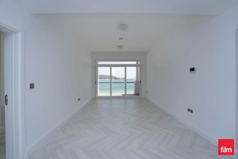 Villa in Palm Jumeirah, Dubai, UAE 5 bedrooms, 270.9 sq.m. № 717608 - photo 3