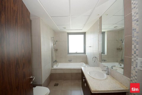 Business Bay, Dubai, UAE의 임대용 아파트 침실 2개, 133.1제곱미터 번호 717606 - 사진 9