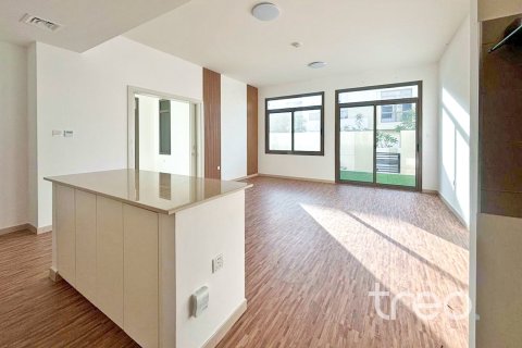 Stadthaus zur Miete in Town Square, Dubai, VAE 4 Schlafzimmer, 218.88 m2 Nr. 761433 - Foto 2
