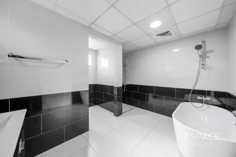 Vilă de vânzare în Meadows, Dubai, EAU 4 dormitoare, 337 mp. №660992 - poză 16