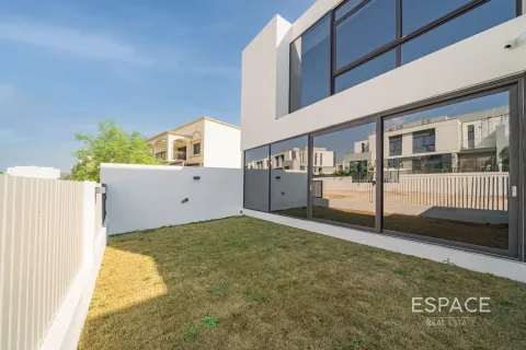 Vilă de vânzare în Al Furjan, Dubai, EAU 4 dormitoare, 325 mp. №660991 - poză 1