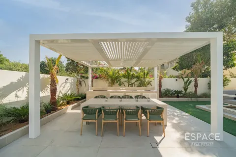 Vilă de vânzare în Meadows, Dubai, EAU 4 dormitoare, 353 mp.  №660987 - poză 18