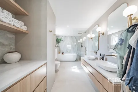 Vilă de vânzare în Meadows, Dubai, EAU 4 dormitoare, 353 mp.  №660987 - poză 9