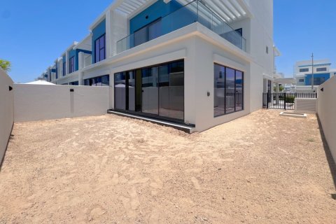 Casa urbana para arrendamento em Damac Lagoons, Dubai, EAU 5 quartos, 220 m2 № 715178 - foto 17