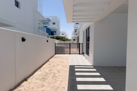 Casa urbana para arrendamento em Damac Lagoons, Dubai, EAU 5 quartos, 220 m2 № 715178 - foto 15