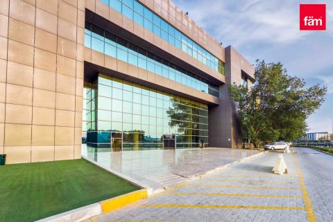 Dyqan në Dubai, Emiratet e Bashkuara Arabe 61.6 m2. № 638373 - Foto 11