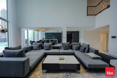 Vilë në Dubai Marina, Emiratet e Bashkuara Arabe 4 dhoma gjumi, 413.1 m2. № 638370 - Foto 9
