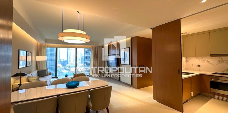 Apartment in Downtown Dubai (Downtown Burj Dubai), Dubai, UAE 3 bedrooms, 145 sq.m. № 287591