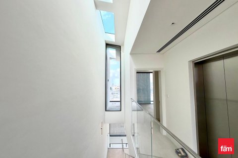 Villa in Dubai, UAE 3 bedrooms, 280 sq.m. № 708118 - photo 11