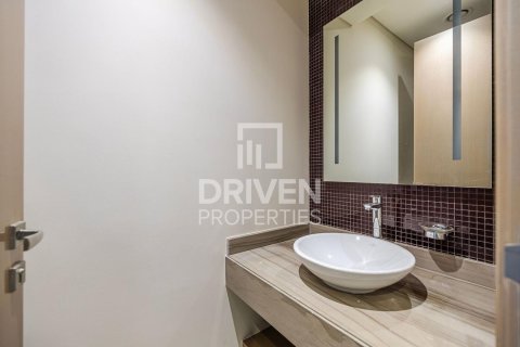 Müüa korter asukohaga Business Bay, Dubai, AÜE: 1 magamistoaga, 87 m² Nr 653066 - pilt 12