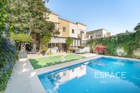 Βίλα σε The Springs, Dubai, ΗΑΕ 3 υπνοδωμάτια, 209 τ.μ. Αρ. 649974 - φωτογραφία 2
