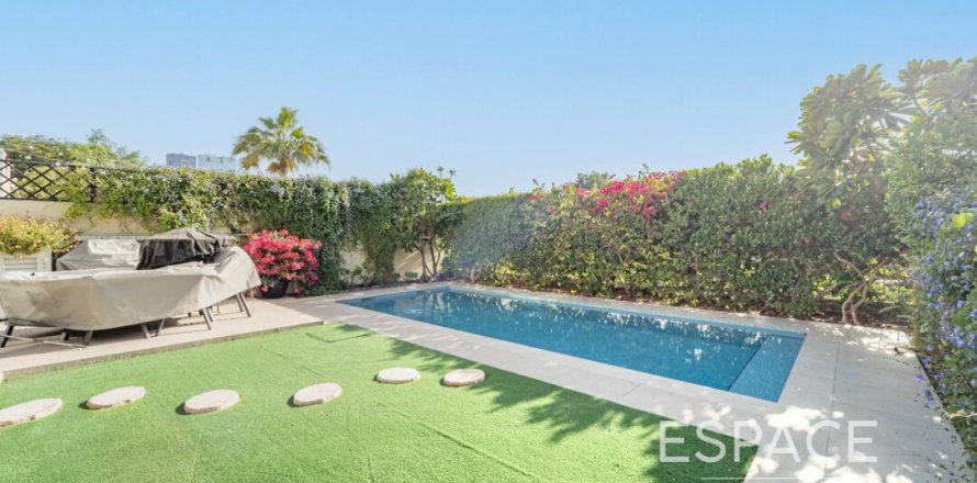 Βίλα σε The Springs, Dubai, ΗΑΕ 3 υπνοδωμάτια, 209 τ.μ. Αρ. 649974