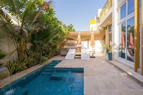 Vila di Dubai, UEA 6 kamar tidur, 354.66 m2 nomor 727014 - foto 12