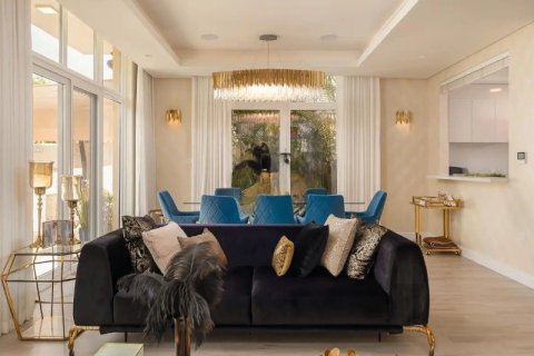 Vila di Dubai, UEA 6 kamar tidur, 354.66 m2 nomor 727014 - foto 4
