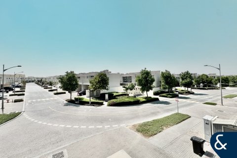 Adosado en alquiler en DAMAC Hills (Akoya by DAMAC), Dubai, EAU 3 dormitorios, 112 m2 № 685172 - foto 21