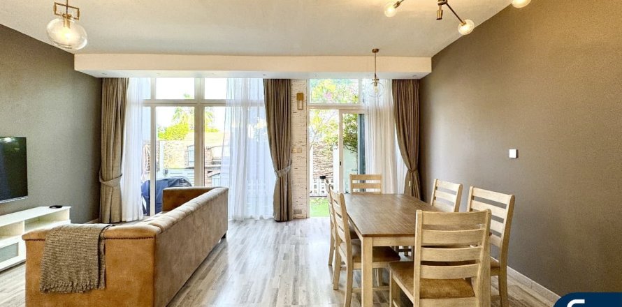 Adosado en DAMAC Hills (Akoya by DAMAC), Dubai, EAU 3 dormitorios, 112 m² № 685172