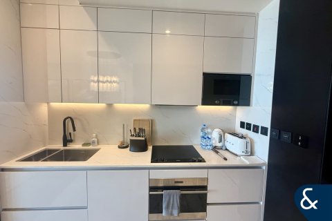 Dubai, संयुक्त अरब अमीरात में अपार्टमेंट, 1 बेडरूम, 81 वर्ग मीटर, संख्या 685174 - फ़ोटो 10