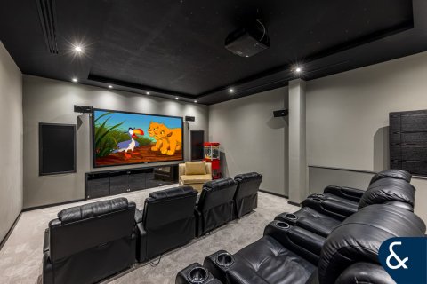 Vila di Jumeirah Golf Estates, Dubai, UAE 7 bilik tidur, 881 meter persegi № 685171 - foto 12