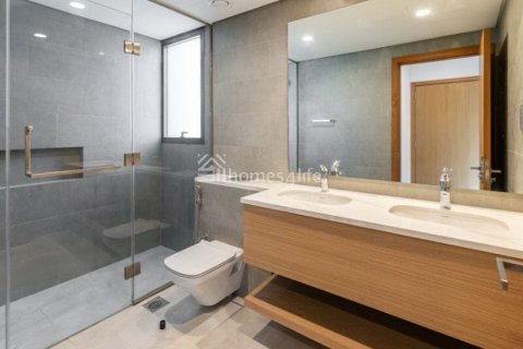 Huvila Dubai Land, Dubai, Arabiemiraatit 4 makuuhuonetta, 383 m2 № 709316 - kuva 17