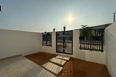 Villetta a schiera in vendita a Ras Al Khaimah, EAU 2 camere da letto, 181 mq. № 735097 - foto 11