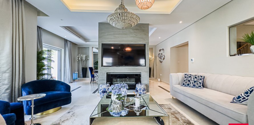 Adosado en Al Furjan, Dubai, EAU 3 dormitorios, 224 m² № 635849