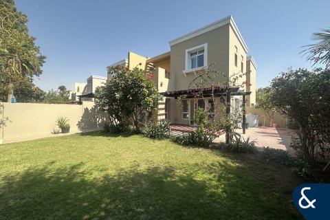 Villa in Arabian Ranches, Dubai, UAE 4 bedrooms, 293 sq.m. № 688538