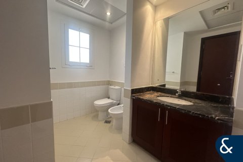 Villa in Arabian Ranches, Dubai, UAE 4 bedrooms, 293 sq.m. № 688538 - photo 9