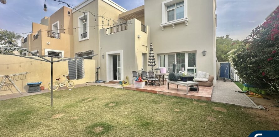 Vilë në Arabian Ranches, Dubai, Emiratet e Bashkuara Arabe 4 dhoma gjumi, 293 m2. № 688538