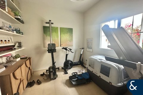 Vilë në Arabian Ranches, Dubai, Emiratet e Bashkuara Arabe 4 dhoma gjumi, 293 m2. № 688538 - Foto 6