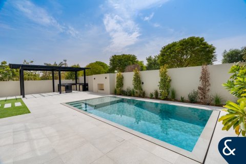 Villa in Arabian Ranches, Dubai, UAE 6 bedrooms, 429 sq.m. № 688541 - photo 25