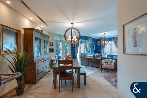 Appartement in Palm Jumeirah, Dubai, VAE 3 slaapkamers, 201 vr.m. nr 688537