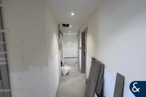 شقة للبيع في أبراج بحيرة جميرا، دبي، الإمارات العربية المتحدة 3 غرفة نوم ، 181 متر مربع ، رقم 688542 - صورة 9