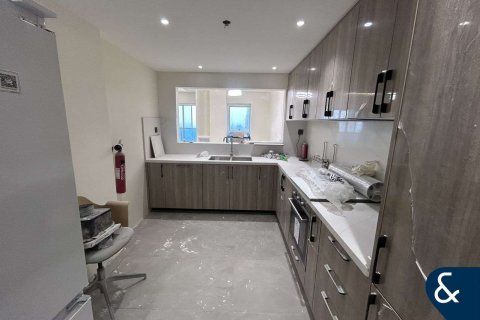 شقة للبيع في أبراج بحيرة جميرا، دبي، الإمارات العربية المتحدة 3 غرفة نوم ، 181 متر مربع ، رقم 688542 - صورة 8