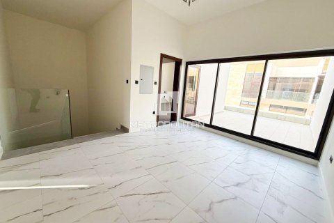 Vila di Mohammed Bin Rashid City, Dubai, UEA 4 kamar tidur, 187 m2 nomor 663738 - foto 3