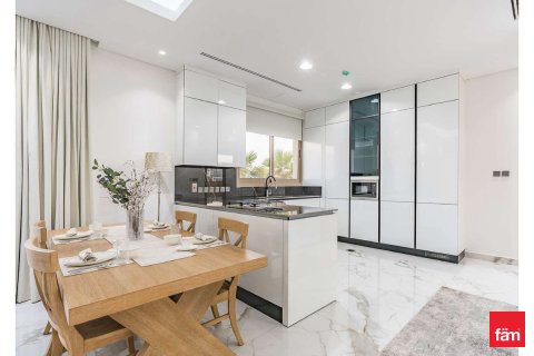 Villa sa Al Furjan, Dubai, UAE 4 silid-tulugan, 600 sq.m. № 698856 - larawan 4