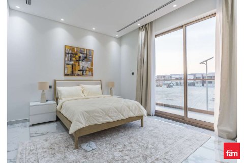 Villa sa Al Furjan, Dubai, UAE 4 silid-tulugan, 600 sq.m. № 698856 - larawan 11