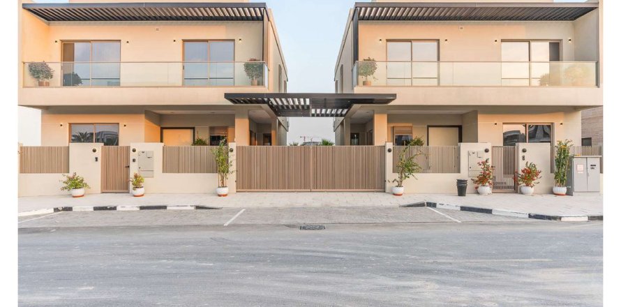 Vila di Al Furjan, Dubai, UAE 4 bilik tidur, 600 meter persegi № 698856